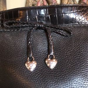 🎁Beautiful Brighton black leather purse in like new condition